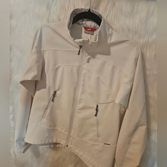 Avia Classic Ivory Performance Shell Jacket - Picture 2 of 7